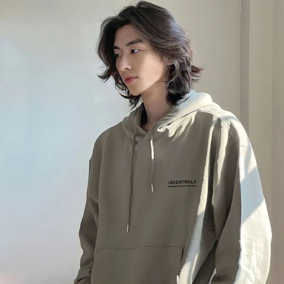 Korean Wolf Cut Men straight hair