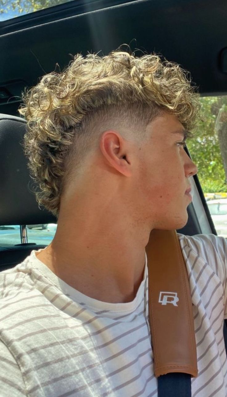 High Fade Mullet curly hair